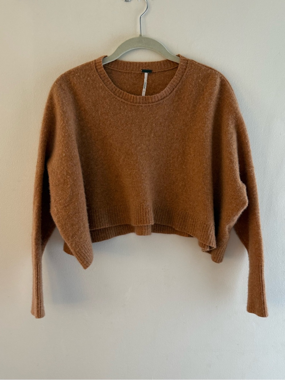 Free People Brushed Cashmere Cropped Crewneck Sweater in Warm Caramel M